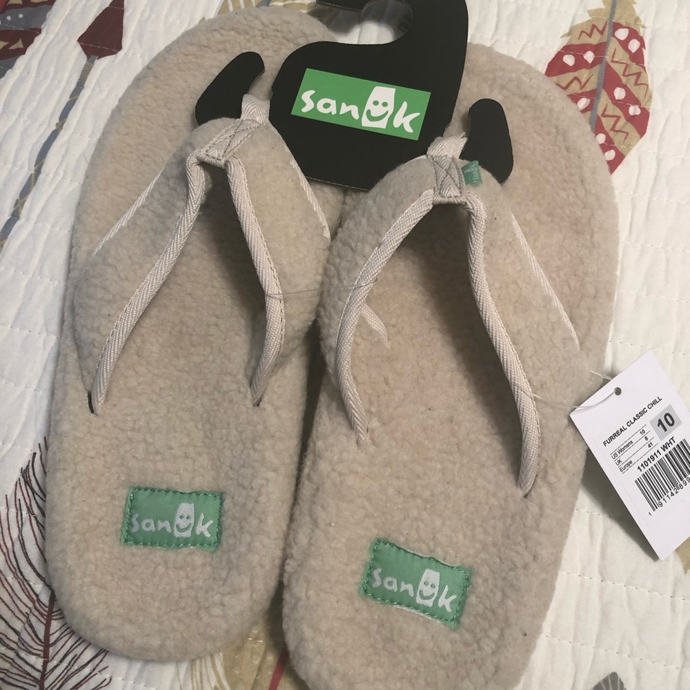 SANUK SHERPA FLIP FLOPS
